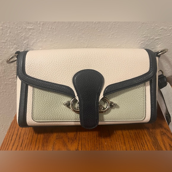 NWT Coach Jade Shoulder Bag in Colorblock 2341 - Picture 4 of 12